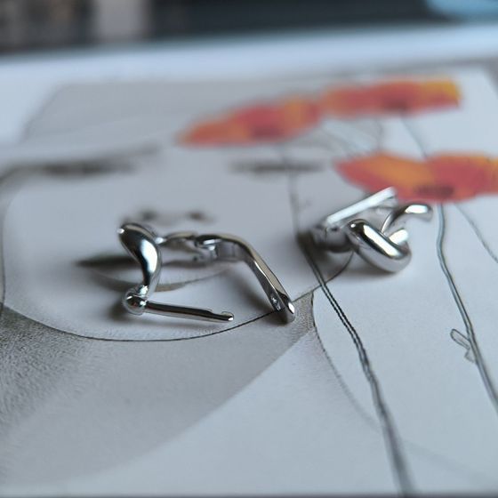 Срібні сережки без каменів