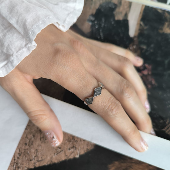 Silver ring with cubic zirconia