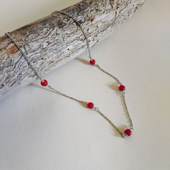 Silver necklace with coral