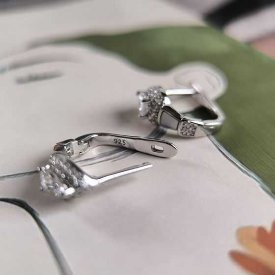 Срібні сережки з перламутром