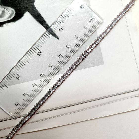 Silver bracelet with phianites