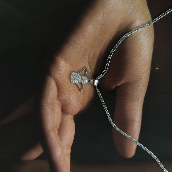 Срібна підвіска з фіанітами