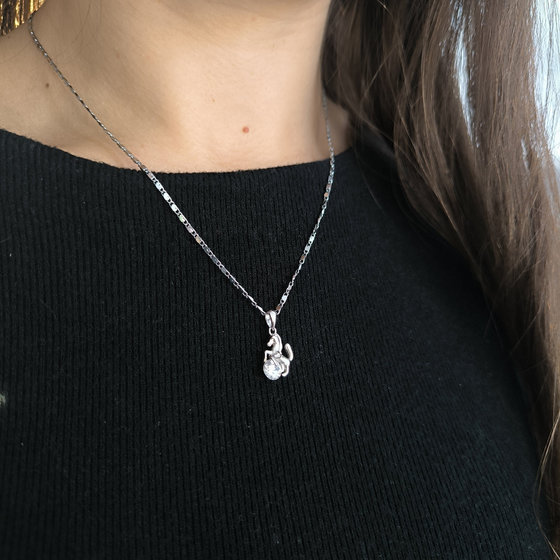 Срібна підвіска з фіанітами