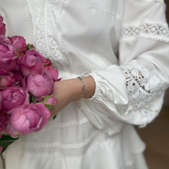 Silver bracelet without stones