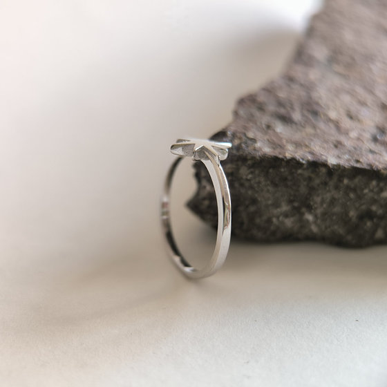 Silver ring without stones