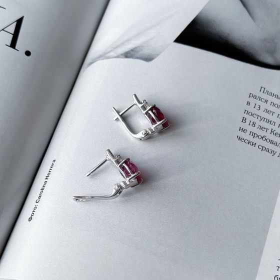 Срібні сережки з рубіном 5.723ct, фіанітами