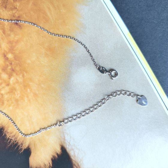 Silver necklace without stones