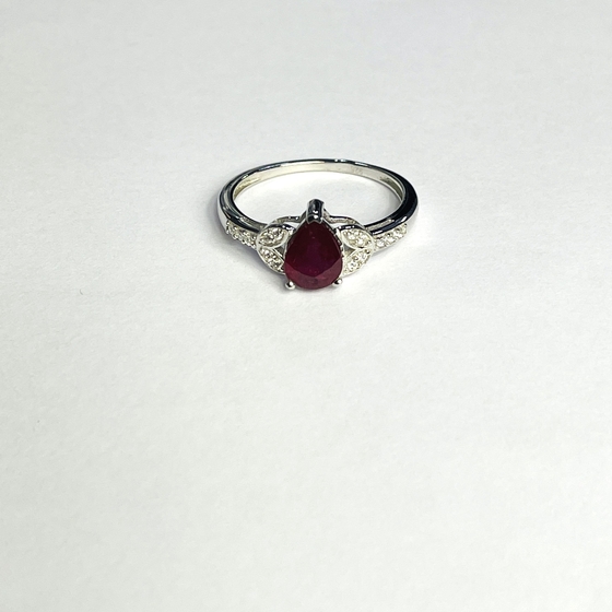 Серебряное кольцо с рубином 1.163ct