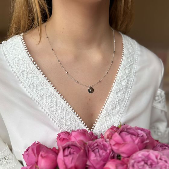 Silver necklace without stones