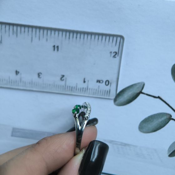 Срібна каблучка зі смарагдом nano 0.842ct