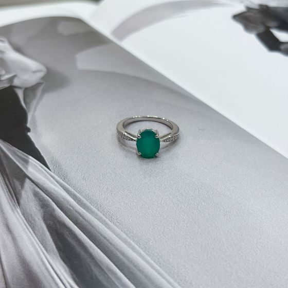 Срібна каблучка з агатом 2,323 карата