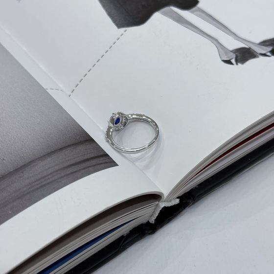 Срібна каблучка з опалом 0,573 карата