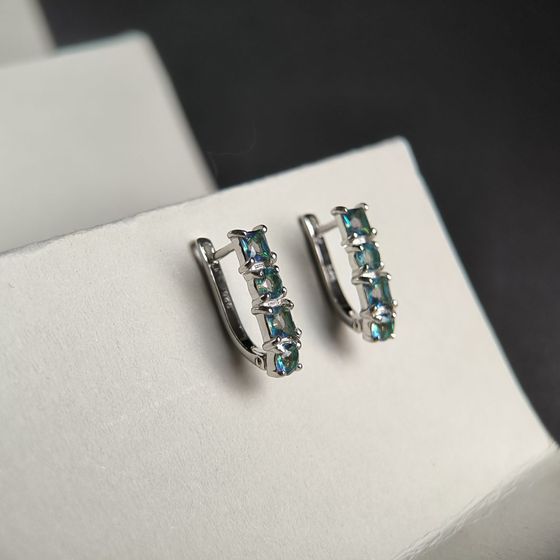 Серебряные серьги с мистик топазом 1.752ct