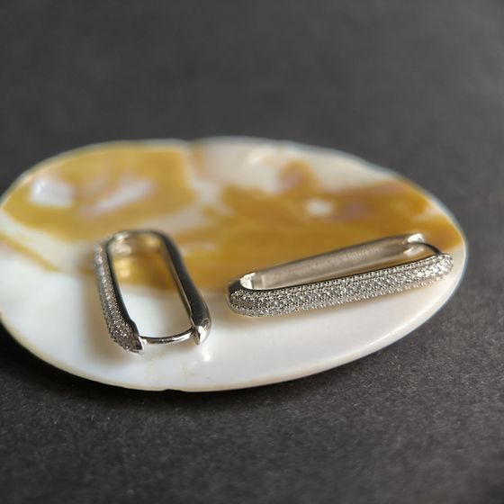 Срібні сережки з фіанітами