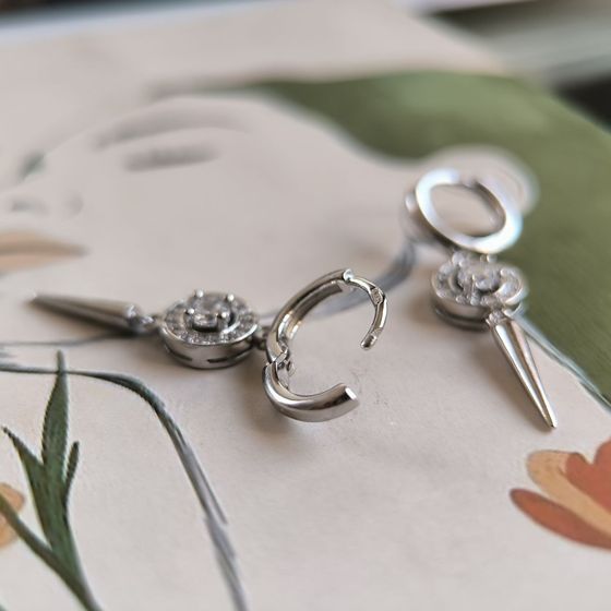 Срібні сережки з фіанітами