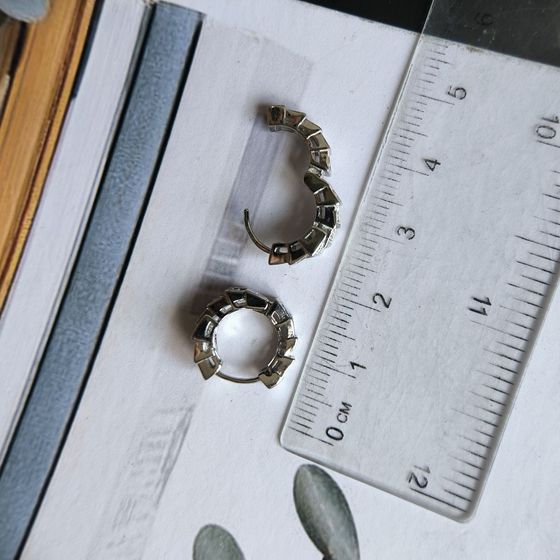 Срібні сережки з фіанітами