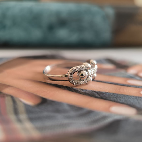 Срібна каблучка з фіанітами 0.32ct
