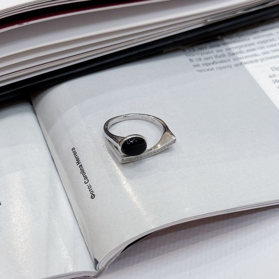 Silver ring with onyx