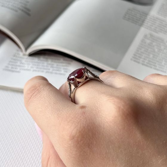 Срібна каблучка з рубіном 5.322ct