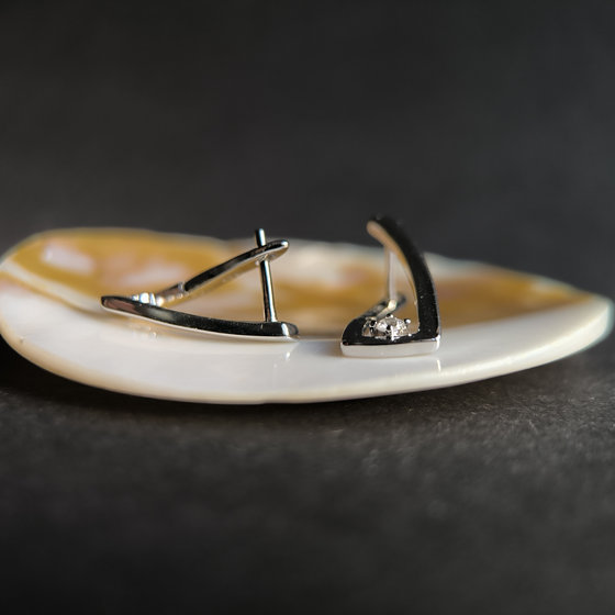 Срібні сережки з фіанітами