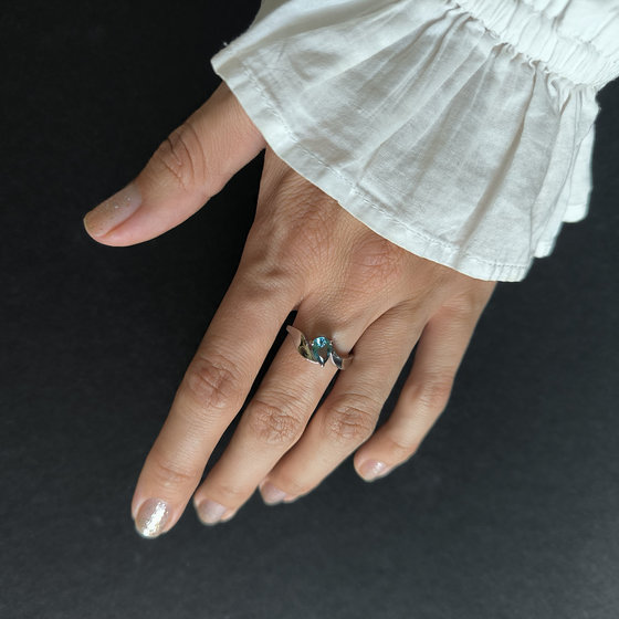 Серебряное кольцо с топазом Лондон Блю 0.513ct