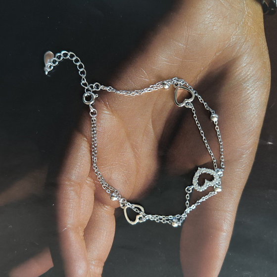 Silver bracelet with cubic zirconia