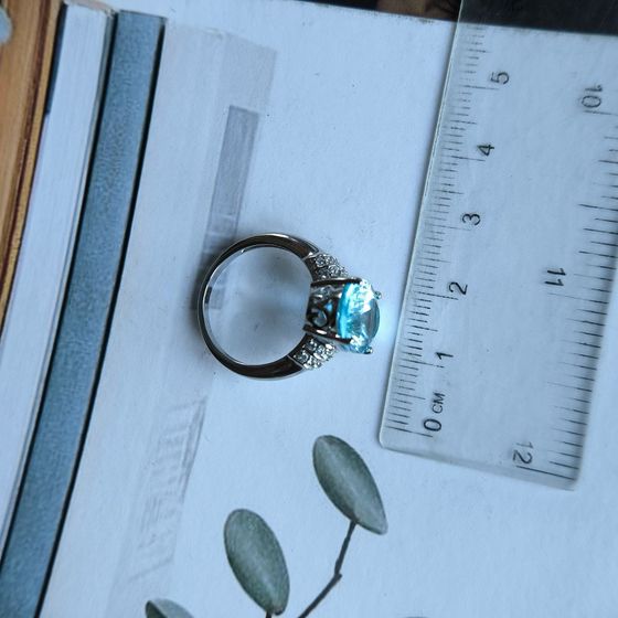 Срібна каблучка з топазом 7.688ct