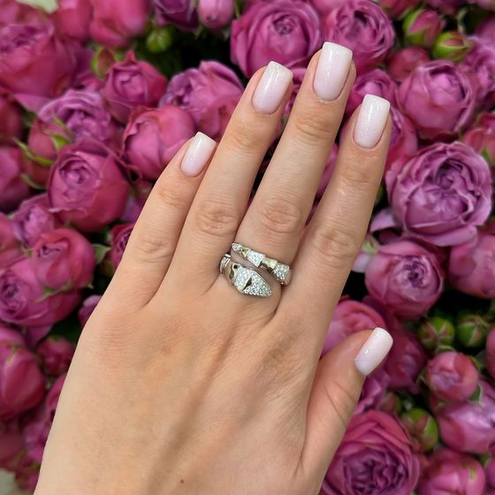 Срібна каблучка з фіанітами