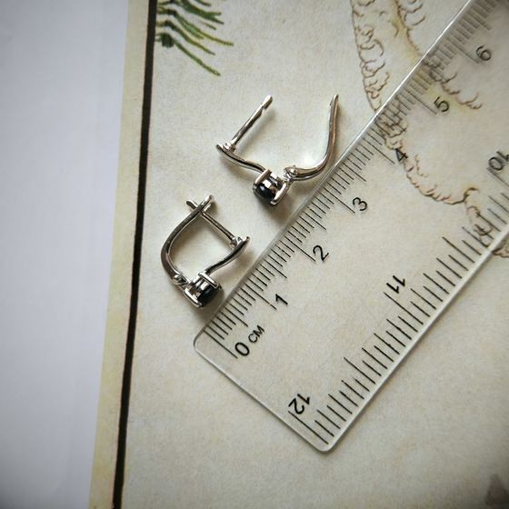 Серебряные серьги с сапфиром 1.292ct