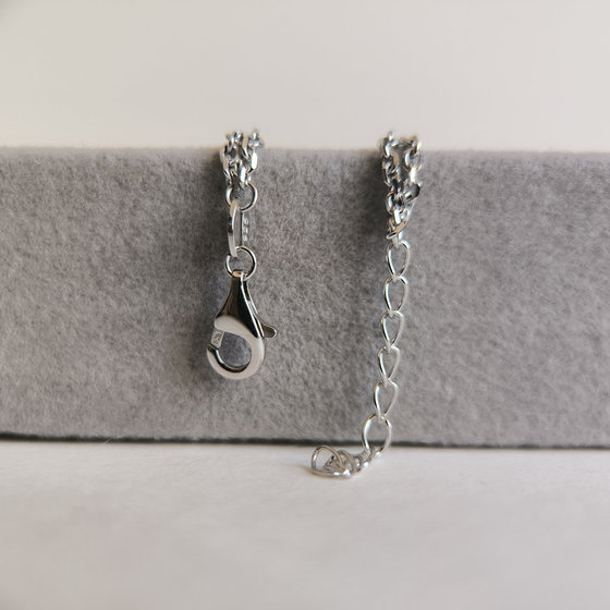 Silver bracelet without stones