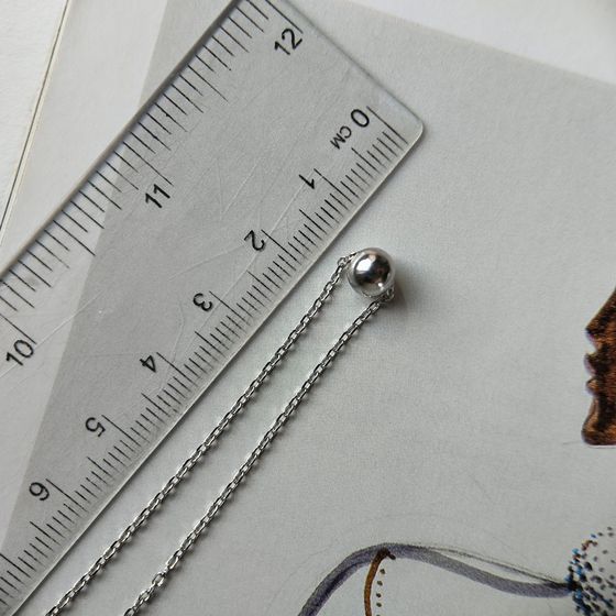 Silver necklace without stones