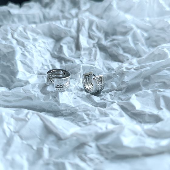 Срібні сережки з фіанітами