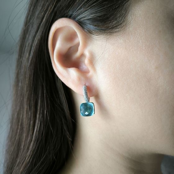 Срібні сережки з фіанітами