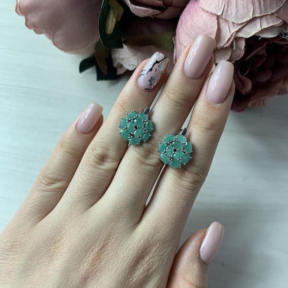 Срібні сережки зі смарагдом 2,192 карата