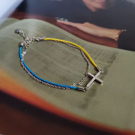 Silver bracelet with phianites