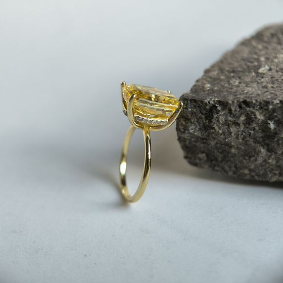 Silver Ring with Fianites