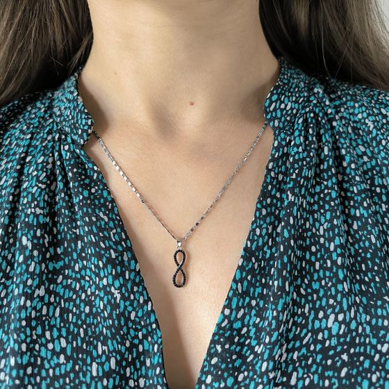 Срібна підвіска з фіанітами