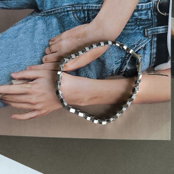 Silver bracelet with phianites