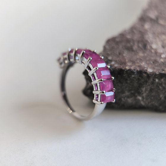 Срібне кільце з рубіном 3,552 карата