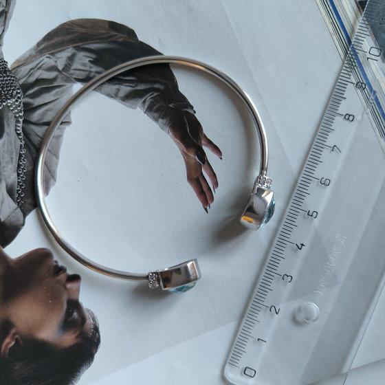 Срібний браслет з топазом 9.716ct, фіанітами