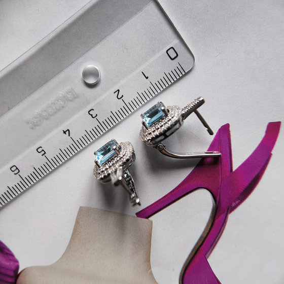 Срібні сережки з топазом 5.867ct