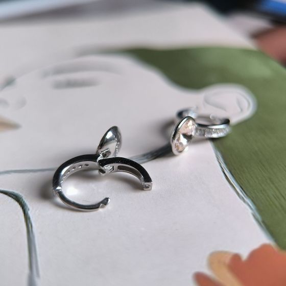 Срібні сережки з фіанітами