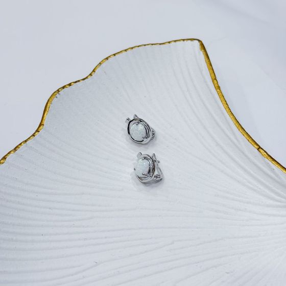 Silver earrings with opal 1.567ct