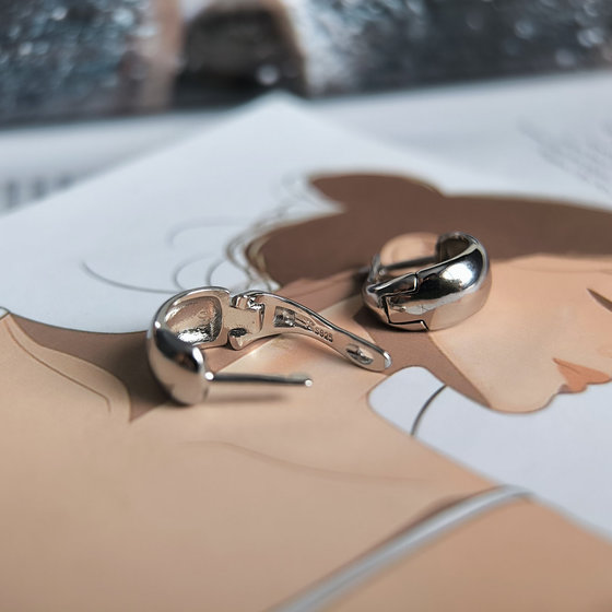 Silver earrings without stones