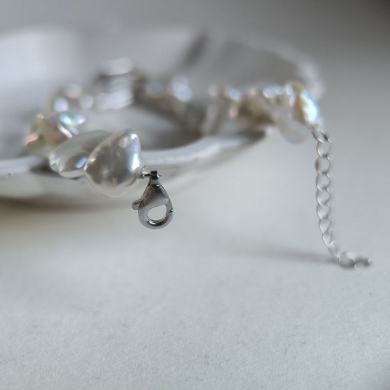 Silver bracelet with baroque pearls