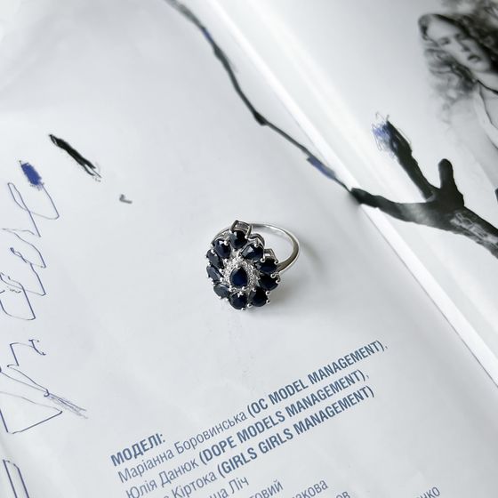 Серебряное кольцо с сапфиром 5.308ct
