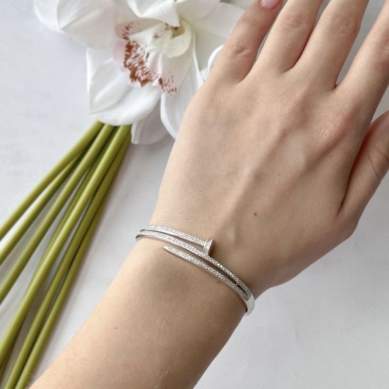 Silver bracelet with phianites