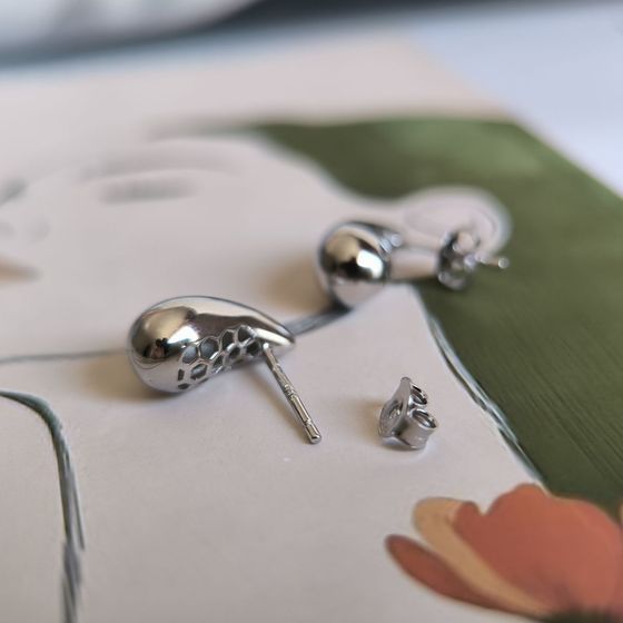 Срібні сережки без каменів