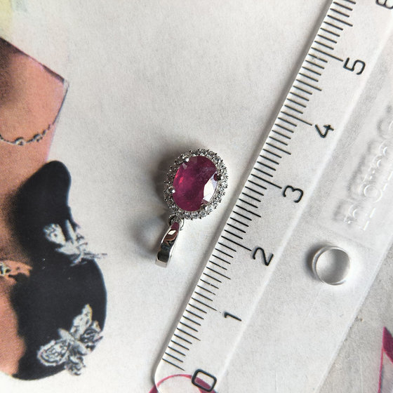 Silver pendant with a 1.729-carat ruby and cubic zirconia