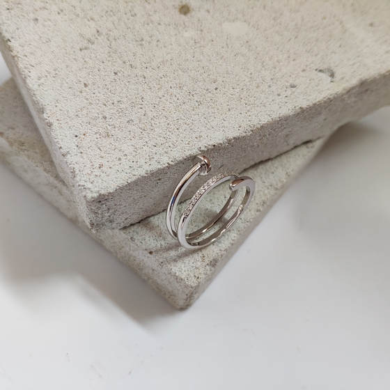 Silver Ring with Fianites